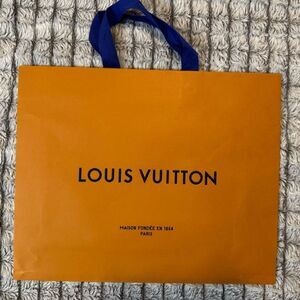 Louis Vuitton Signature Tote